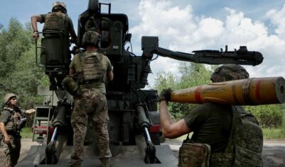 «Актеры получают гонорары, а бойцам еле собирают деньги. Может, на броню потратитесь?»: про СВО решили снять «комедию»